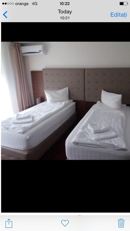 Hotel Dennis Mediaş 외부 사진